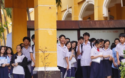 Dừng cấp bằng tốt nghiệp THCS từ 15/4: Học sinh lớp 9 sẽ nhận xác nhận tốt nghiệp qua học bạ số