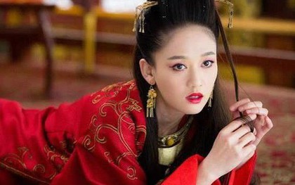 Đông Phương Bất Bại có thật sự bất bại không?