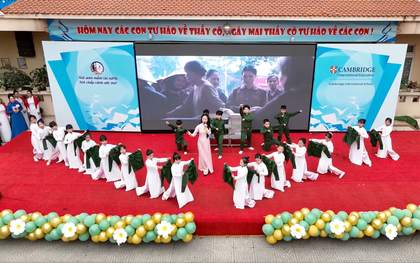 Tiết mục văn nghệ xứng đáng "được ồn ào hơn": Cô hát hay còn trò thì diễn quá xuất thần!