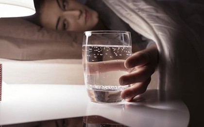 Tại sao vị của nước lọc vào lúc 3 giờ sáng lại khác hoàn toàn với mọi thời điểm trong ngày?