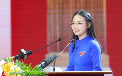 Thành tích học tập đáng nể của nữ sinh Hà Tĩnh có bài phát biểu "gây sốt"