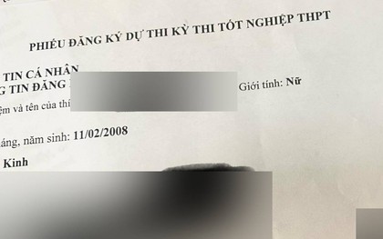 Khoe ảnh đăng ký thi tốt nghiệp, nữ sinh THPT bị cả MXH chê trách: Đừng cợt nhã với tương lai của chính mình!