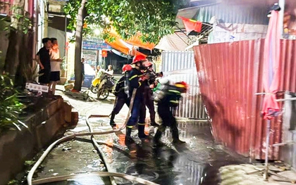 Phát hiện 2 thi thể trong nhà vệ sinh sau khi dập tắt đám cháy