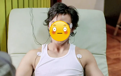 Nam thần "đẹp như tạc tượng" vào rừng cưới vợ: Hôn nhân hơn 10 năm không chuyện chăn gối, giờ ngoại hình xuống dốc khó nhận ra