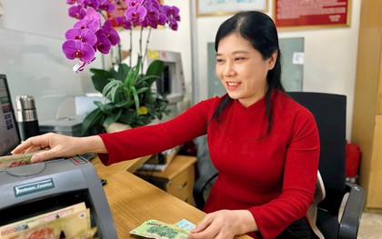 Nhân viên Agribank trả lại hơn 91 tỷ đồng tiền thừa cho khách hàng trong quá trình giao dịch