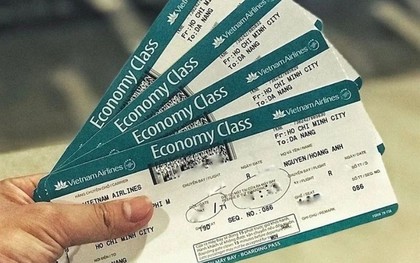 Khách đi máy bay lưu ý: Từ bây giờ, có thể dùng vé máy bay giấy để làm 1 việc tại sân bay Nội Bài