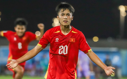 Lê Sỹ Bách là ai?