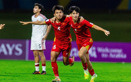 Trọn vẹn khoảnh khắc U17 Việt Nam ăn mừng chiến thắng ngày giành vé đi World Cup