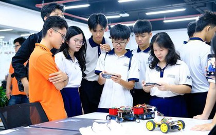 AI đang định nghĩa lại ngành kinh tế: Những chuyên ngành hút Gen Z mùa tuyển sinh 2026