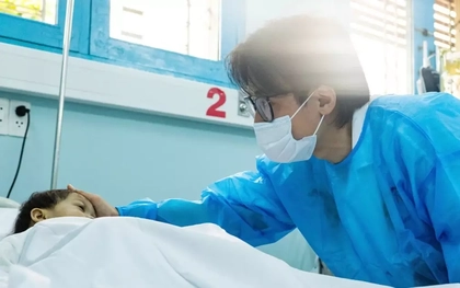 Hà Anh Tuấn tài trợ chi phí cho bé gái 2 tuổi ghép gan