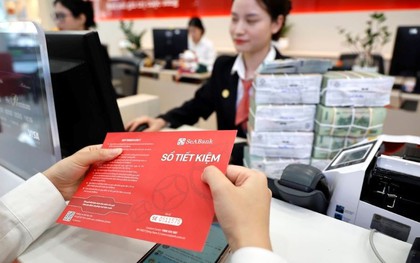Gửi tiền ngân hàng: Nhận lãi đầu kì khác gì nhận lãi cuối kì?