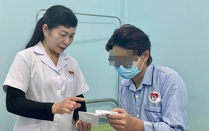 Kiệt sức tuổi 30: Đêm uống thuốc ngủ, ngày gồng mình vì KPI
