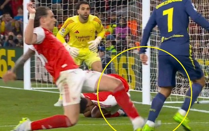 Quyết định gây tranh cãi trận Arsenal vào chung kết Champions League, David Beckham bức xúc với trọng tài