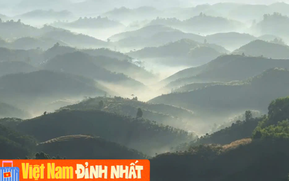 Việt Nam có một ngọn đồi tên buồn mà cảnh đẹp muốn khóc, biển mây chỉ xuất hiện đúng 1 tiếng, giá vé 70.000 đồng