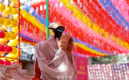 Chùa Hàn Quốc làm lễ quy y cho robot hình người, đặt pháp danh và giới luật riêng cho AI