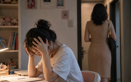 Nữ sinh 19 tuổi không thể tập trung thi vì hương nước hoa từ người mẹ, lý giải sự bất thường
