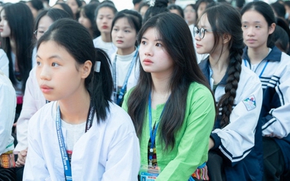 Tin vui: Từ ngày 15/7, học sinh tại các trường này nhận hỗ trợ từ tiền ăn, đồ dùng cá nhân đến dụng cụ học tập