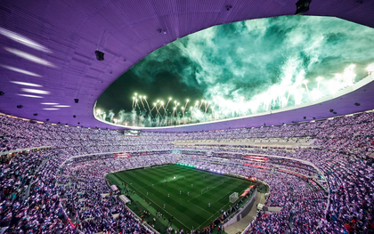 Sân vận động đầu tiên trong lịch sử 3 lần khai mạc World Cup có gì đặc biệt?