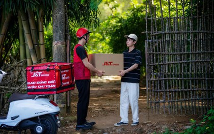 Về quê nghỉ hè, sinh viên "săn" thêm ưu đãi gửi hàng