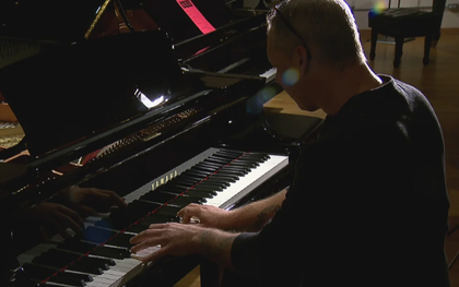 Từ cú đập đầu định mệnh đến thiên tài piano: "Dị nhân" bí ẩn nhất được khoa học ghi nhận