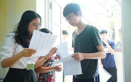 Dự báo biến động mạnh phổ điểm ở các tổ hợp chính