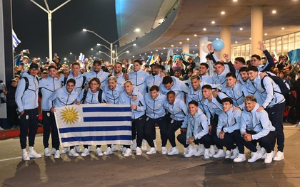 Sự cố: Chuyên cơ của ĐT Uruguay bị từ chối nhập cảnh vào Mỹ, đối mặt nguy cơ bị xử thua vì vắng mặt ở World Cup