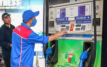 Giá xăng dầu đồng loạt giảm mạnh