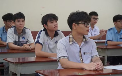 Vì sao TPHCM không công bố điểm chuẩn cùng lúc với điểm thi lớp 10?