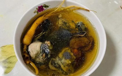 Người đàn ông 30 năm không uống 1 giọt rượu nhưng men gan cao gấp 10 lần bình thường, thủ phạm là món canh "đại bổ"
