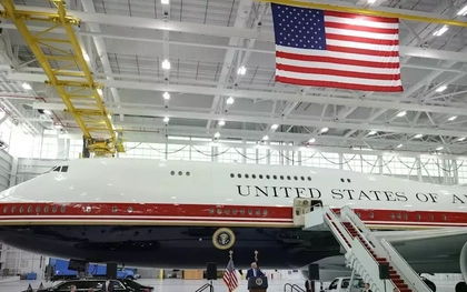 Chuyên cơ 'Nhà Trắng biết bay' xa hoa chưa từng có của Tổng thống Trump