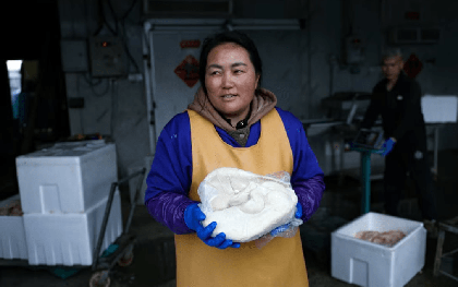 "Khoe" buồng gan ngỗng nặng 2,9 kg, nông dân Trung Quốc hé lộ cách khiến sản phẩm của Pháp bị lấn áp