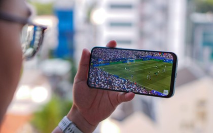 Lên đời dế mới, cháy trọn mùa World Cup 2026 cùng "quái thú" pin 8000mAh realme 16T 5G tại Thế Giới Di Động