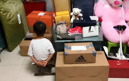 Cậu bé 6 tuổi lén dùng 271 triệu đồng của bố để mua hàng qua điện thoại