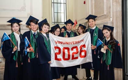 Lễ tốt nghiệp VinUni 2026: 47 bác sĩ khóa đầu tiên nhận bằng, hơn 55% sinh viên nhận thư mời làm việc trước khi ra trường