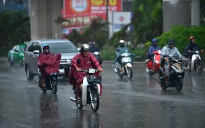 Hà Nội mưa dông, vùng núi và trung du Bắc Bộ đề phòng lũ quét