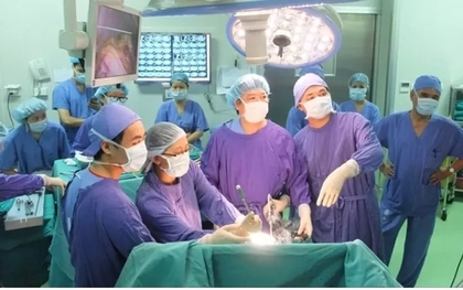 Phẫu thuật thành công ca bệnh hiếm gặp, y văn thế giới chưa có phác đồ điều trị chuẩn