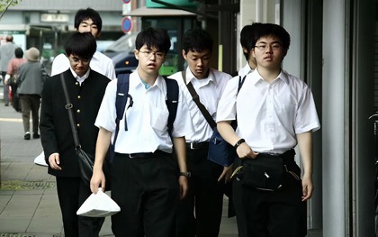 Cha của một sinh viên xuất sắc ĐH top đầu thừa nhận: Không ép con học thêm, nhưng có một nguyên tắc tôi kiên quyết giữ đến cùng