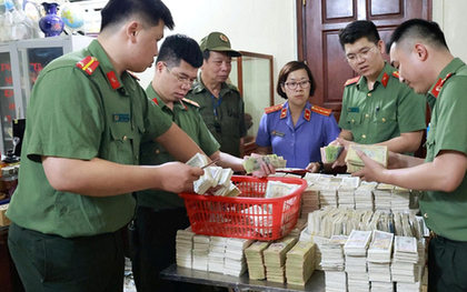 Hàng tỉ tiền công đức tại đền Kỳ Cùng đã bị “ăn chặn” như thế nào ?