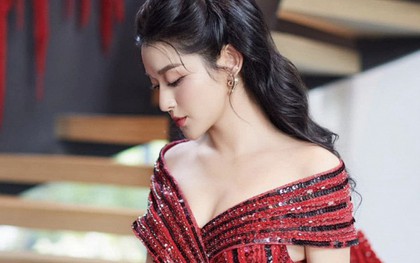 Á hậu được báo Trung khen ngợi là "quốc bảo mỹ nữ", lọt Top 100 đề cử Gương mặt đẹp nhất thế giới cùng Jisoo