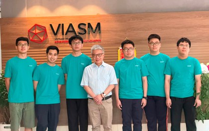 GS Ngô Bảo Châu "truyền lửa" cho đội tuyển Olympic Toán học Việt Nam trước thềm IMO 2026