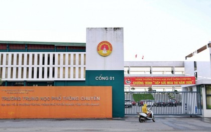 Trước giờ chốt nguyện vọng 14/7, thí sinh Trường THPT chuyên Tuyên Quang được đăng ký xét tuyển ra sao?