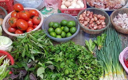 Vì sao mua đồ ở chợ hay được cho thêm?