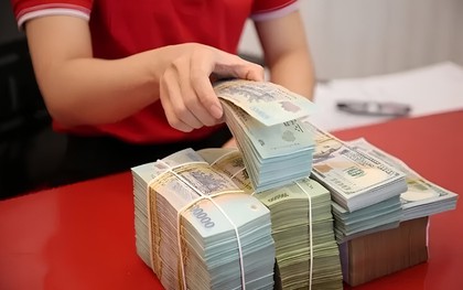 Dư 50 triệu có nên gửi ngân hàng?
