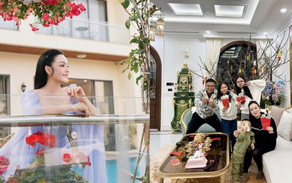 Nữ NSƯT, trưởng khoa thanh nhạc tái hôn với 1 viện trưởng, sở hữu biệt thự 10 phòng ngủ, sống đơn giản