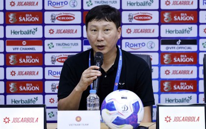 HLV Kim Sang-sik: 3 cầu thủ nhập tịch giúp tuyển Việt Nam tốt hơn rất nhiều