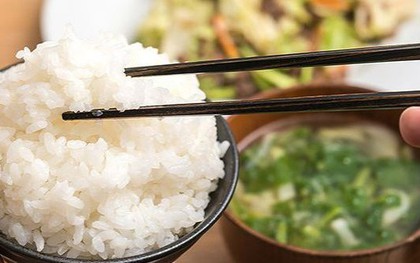 Vì sao người Việt ăn cơm phải có canh?