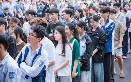 Hơn 112.000 thí sinh đăng ký 652.703 nguyện vọng đại học trong ngày đầu tiên