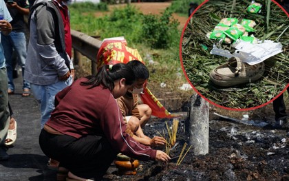 Hiện trường thương tâm vụ cháy xe khách ở Đồng Nai: Giày dép, túi xách cháy sém nằm ngổn ngang, nhiều người lặng lẽ thắp hương
