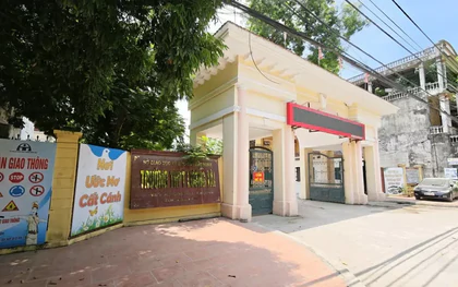 Xác minh thông tin tố giám thị làm bài hộ con gái hiệu phó