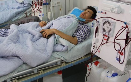 Người đàn ông 39 tuổi suy thận chỉ vì 1 sai lầm khi tắm